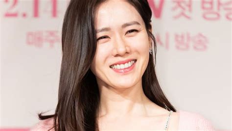 .lesbian life light comedy love manga manga live action martial arts mature medical medical drama medicine melodrama military modern modern drama modern romance mother & son murder music musical mystery nature omnibus. Son Ye Jin - người phụ nữ đẹp nhất thế giới năm 2020 Brain ...