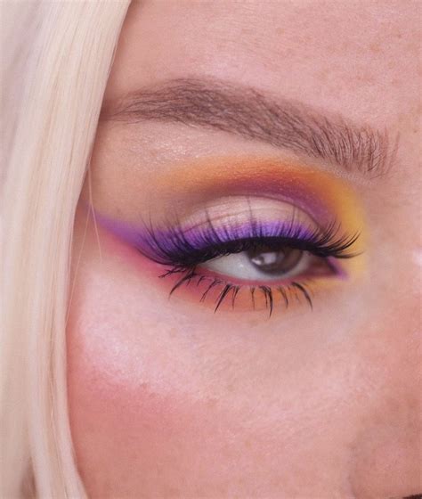Best Eye Makeup Looks For 2021 Pink Orange Neon Eye Shadow Look Artofit
