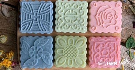 This course will take you from complete beginner to confident soap maker in just a few easy. (From Scratch) How to Make Melt & Pour Soap Base