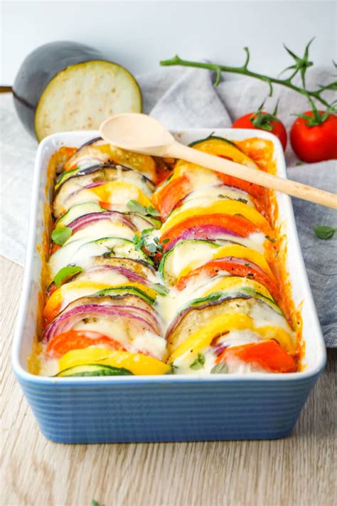 Dein körper muss die mit einer mahlzeit zugeführte energie auch tatsächlich verbrauchen. Ratatouille aus dem Ofen - Gesundes und leckeres Low Carb ...