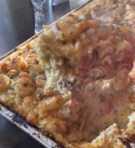 Mac Loaded With Shrimp Lobster Lump Crab Meat And Cheese Start The