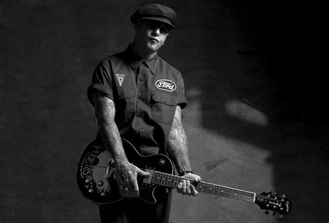 Pin By Diana On Mike Ness Mike Ness Social Distortion Joe Cool