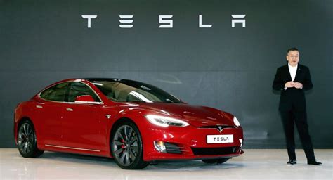 Tesla Plans Cheaper 25000 Electric Car Within 3 Years Musk