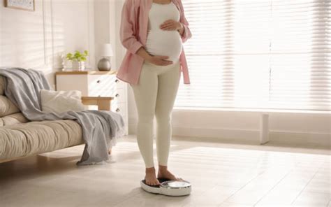Research Gaining Excess Weight During Pregnancy Is Risky There Can Be
