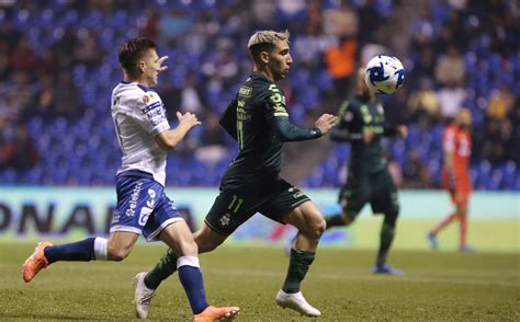Obtén el reporte del partido puebla vs. Puebla vs Santos: Goles y resumen del partido de Liga MX