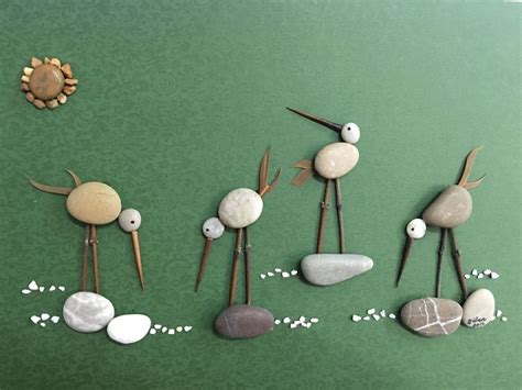 55 Beautiful Pebble Art Ideas Rock Crafts Stone Crafts Sea Glass