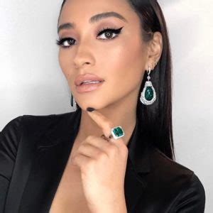 Shay Mitchell Nude Exclusive Topless Pics Leak Celebs Unmasked