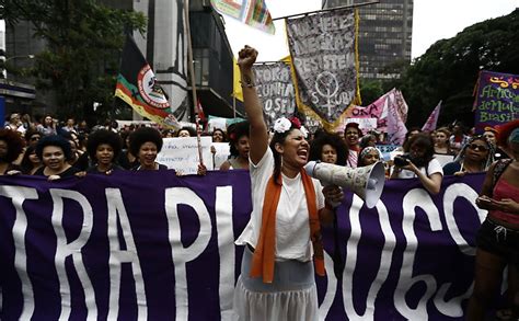 folha de s paulo internacional en brazil women protest against brazil s lower house