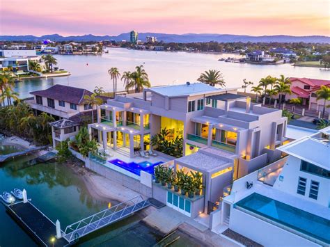 Luxury Gold Coast Mansion Fetches 625 Million After 5 Million