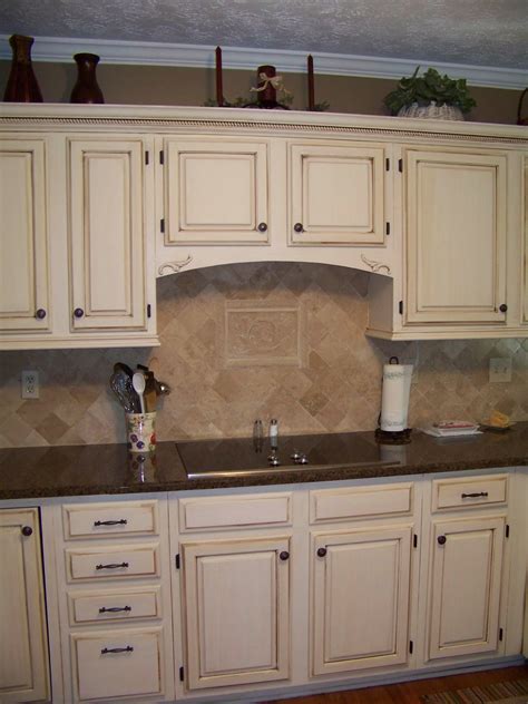 Cream Colored Kitchen Cabinets A Timeless And Elegant Choice For Your