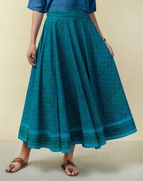 Looking for bed covers online shopping? Cotton Printed Long Skirt | Printed long skirt, Long ...