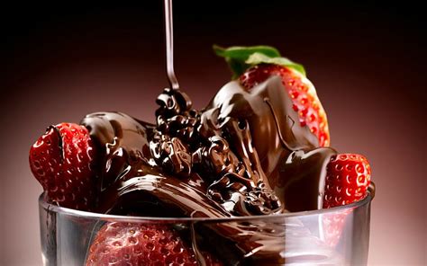 Hd Wallpaper Food Cupcake Chocolate Dessert Strawberry Sweets