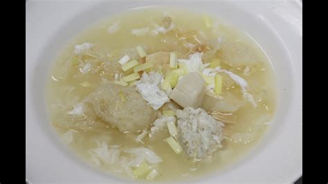 It is usually served braised. Fish Maw Soup with Crab Meat 鱼膘羹 - YouTube