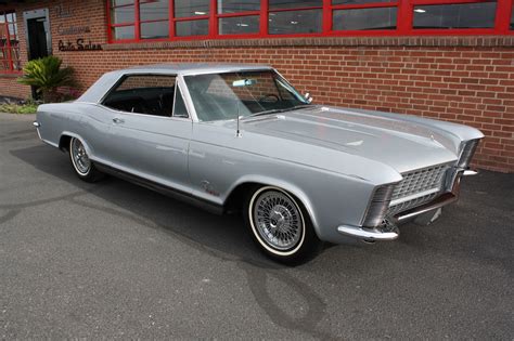 Autograf 1965 Buick Riviera Gran Sport