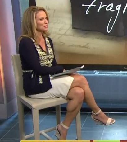 Her Calves Muscle Legs Fetish Amy Robach Hot Crossed Legs With