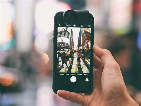 무료 이미지 아이폰 스마트 폰 손 과학 기술 카메라 사진술 색깔 간단한 기계 장치 휴대 전화 전자 제품