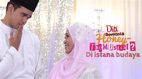The video is converted to various formats on the fly: Dia Semanis Honey The Musical di Istana Budaya ? - ERAZ FADLI