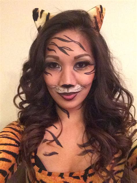 Simple Tiger Halloween Makeup Trendy Hair