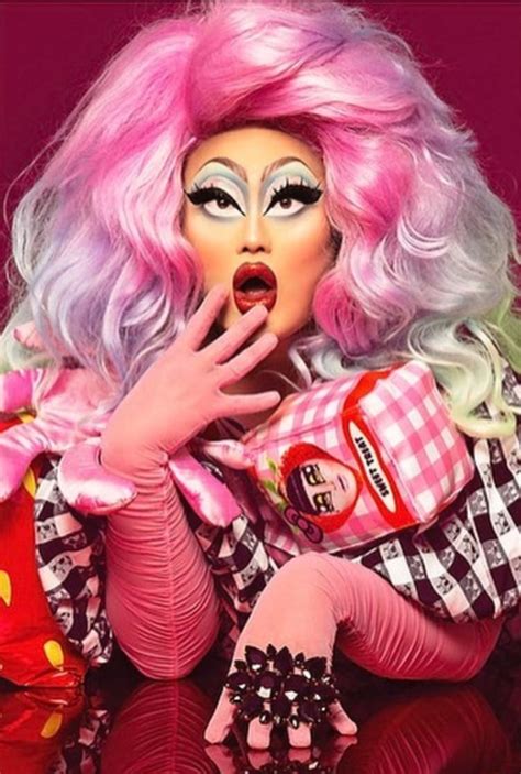 Drag queens wear exaggerated costumes and makeup, and often present a caricature of the most flamboyant kind of actress or singer. Drag queen scene becoming more popular in Windsor, London ...