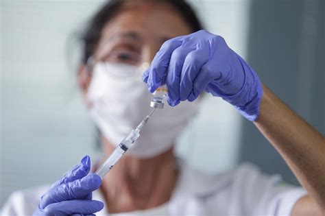 Se você já fez seu agendamento, pode consultar seu protocolo clicando aqui. Ribeirão Preto e mais 3 cidades iniciam vacinação de idosos com 80 anos ou mais contra Covid-19 ...