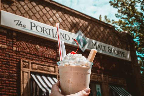 Locate the best food trucks near you in duluth, mn and find the perfect food truck to cater your office, party, wedding or next event. Portland Malt Shoppe, Duluth MN Love the north shore ...