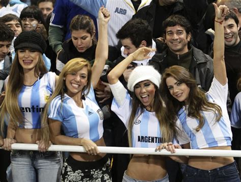 World Cup Argentina Fans 3 Hd Wallpaper Widescreen Free Jogadores De