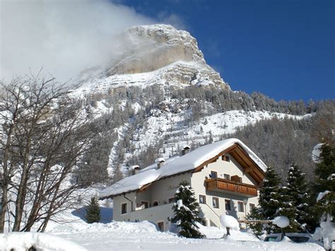 Hotel ciasa soleil a holiday paradise surrounded by the dolomites. Appartamenti Dolomieu - Colfosco - Alta Badia