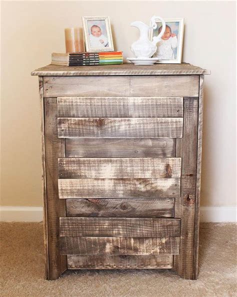 Diy Pallet Nightstand Side Table With Drawers Pallet Furniture Diy