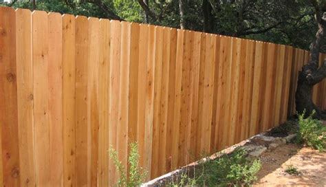 Wood Fence Austin Tx Privacy Fencing Company Cedar And Pine Sierra