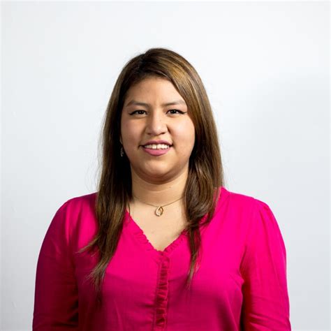 Mayra Ramirez Perea Customer Service Assistant Linkedin