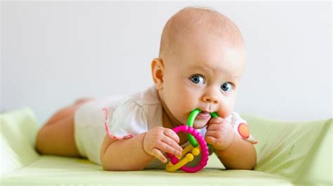 Fda Warns Against Gum Numbing Teething Meds For Babies