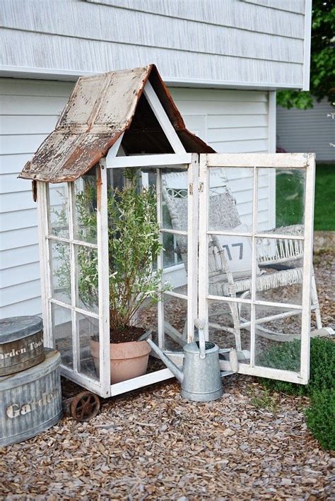 Diy greenhouse made of old windows: DIY Window Greenhouse Diy Home Decor, Diy Crafts, Diy ...