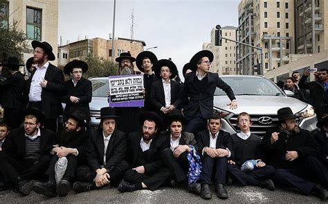 ultra orthodox anti draft protesters block jerusalem roads 30 arrested the times of israel