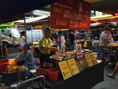 The ubiquitous night markets of kuala lumpur promise visitors plenty or sights and sounds and not forgetting tastes too. 7 Night Markets in Kuala Lumpur & Selangor You Must Not ...