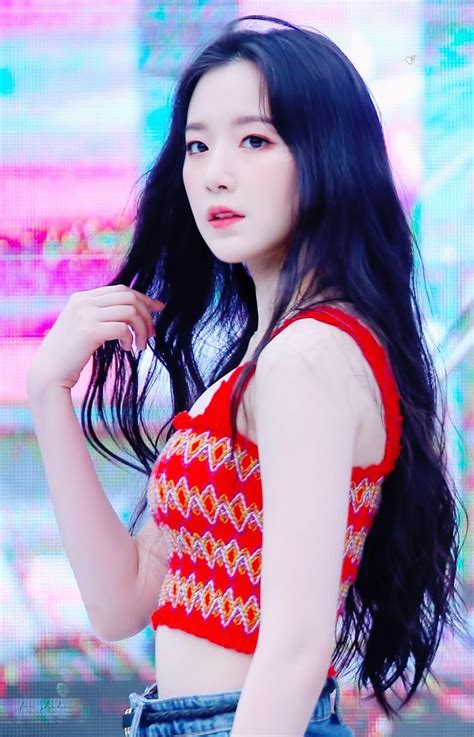 10 female idols who are well known for their light pale skin koreaboo