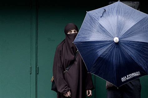 European Human Rights Court Upholds France S Burqa Ban Wsj