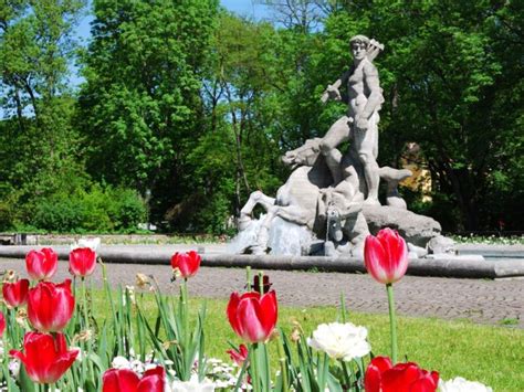 Maybe you would like to learn more about one of these? Alter Botanischer Garten in München