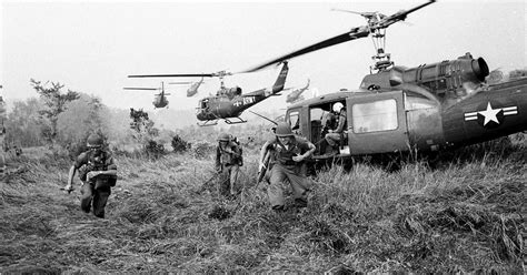 Bakit walang nagsusulat ng jose bernal/joven dito. Pin von José Bernal auf NAM | Vietnamkrieg fotos, Vietnam ...
