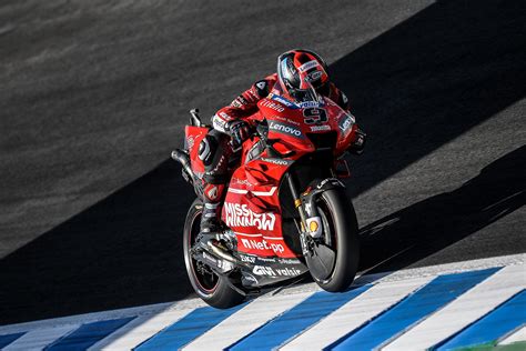 Discover all the exclusive ducati experiences, aimed at all the fans and desmosedici gp. Friday MotoGP Summary at the Spanish GP: Exposing Ducati's ...