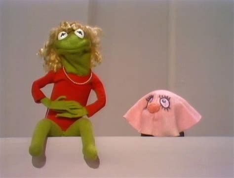 Kermit And Miss Piggy Have Ended Their Relationship The Dis Disney
