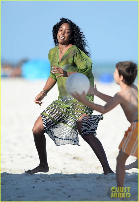 kelly rowland miami beach bikini babe photo 3022004 bikini kelly rowland photos just