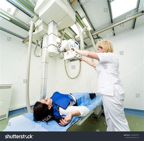Radiologist And Patient In A X Ray Room Classic Ceiling Mounted X Ray My Xxx Hot Girl