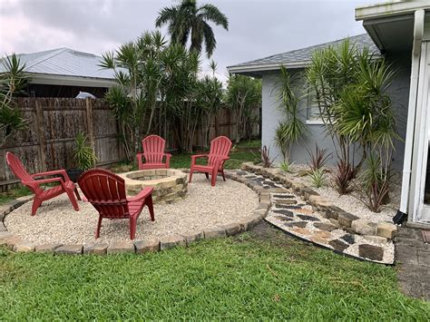 Building a fire pit seating area. Created this Fire Pit seating area. Used wall building ...