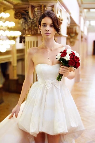 8 Reasons To Wear Cocktail Wedding Dresses Life