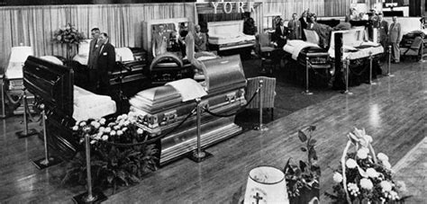 Funeralone Blog Blog Archive These 17 Photos Show How Much Funeral