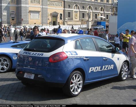 Seleziona un modello di auto alfa romeo per richiedere una brochure, un preventivo o per nato come leggenda sportiva nel 1923, oggi è simbolo di eccellenza dei modelli alfa romeo. Fiat Bravo e Alfa Romeo 159 Polizia: uniche o prototipi