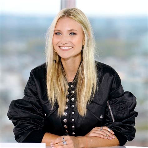 Die jury mit dieter bohlen, mike singer und maite kelly im überblick. Carolin Niemczyk - DSDS 2018 - Neues Jury-Mitglied