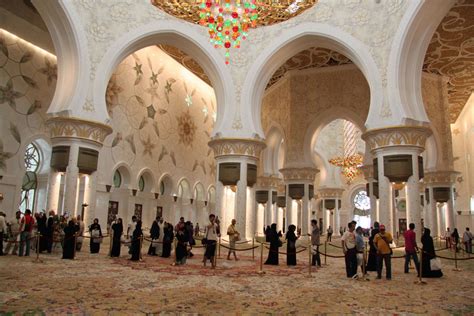 Abu Dhabis Sheikh Zayed Grand Mosque 10 Great Reasons To Visit