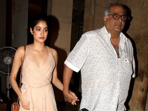 Sridevis Daughter Jhanvi Kapoor Makes Heads Turn At Mirzya Screening