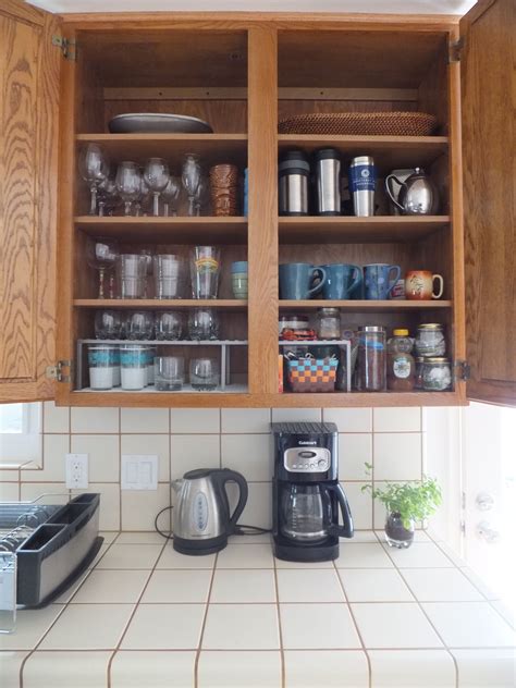 We offer a wide range of organizer systems & pieces to help you make a home for all of the things that you keep in. Kitchen Organizing - Bella Organizing | San Francisco Bay ...
